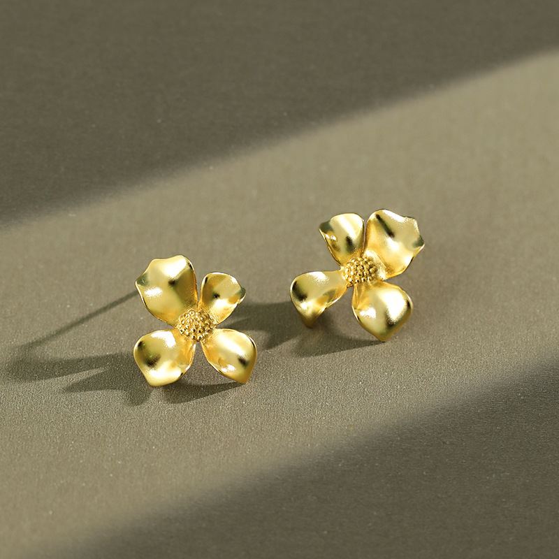 Girl Beautiful Flower Silver Stud Earrings