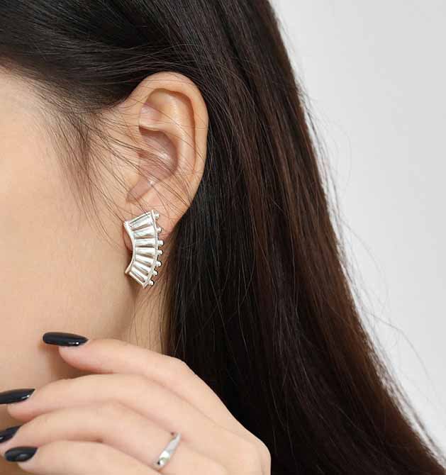 Fashion Lyre Piano Silver Stud Earrings