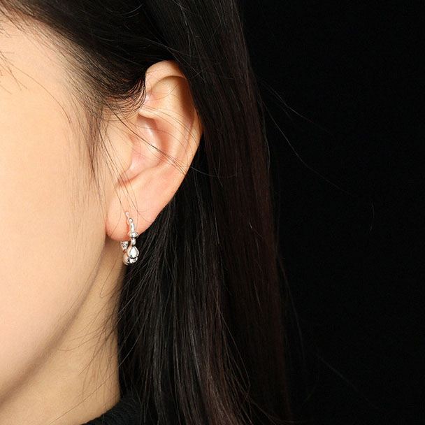 Geometry Irregular C Shape Silver Hoop Earrings