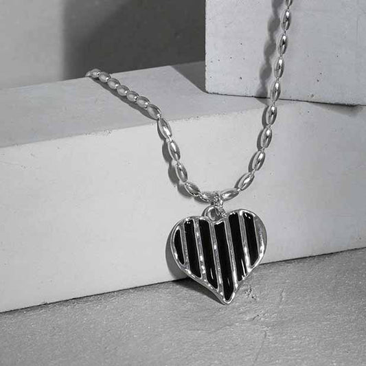 Fashion Irregular Black Epoxy Heart Silver Necklace