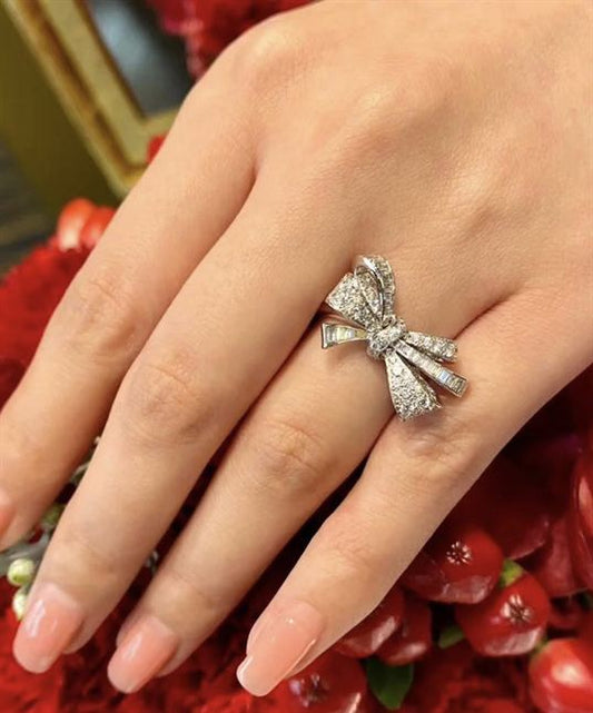 Beautiful CZ Bowknot Silver Ring