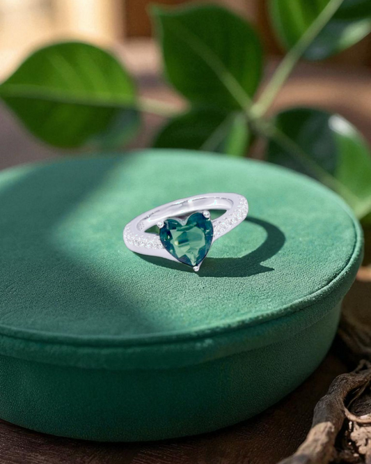 Green Heart Ring (Emerald Heart)