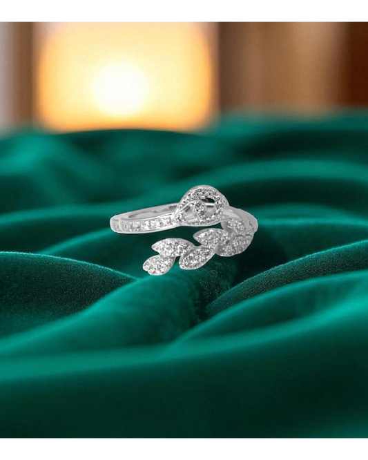 Elara Leafy Sparkle Silver Ring