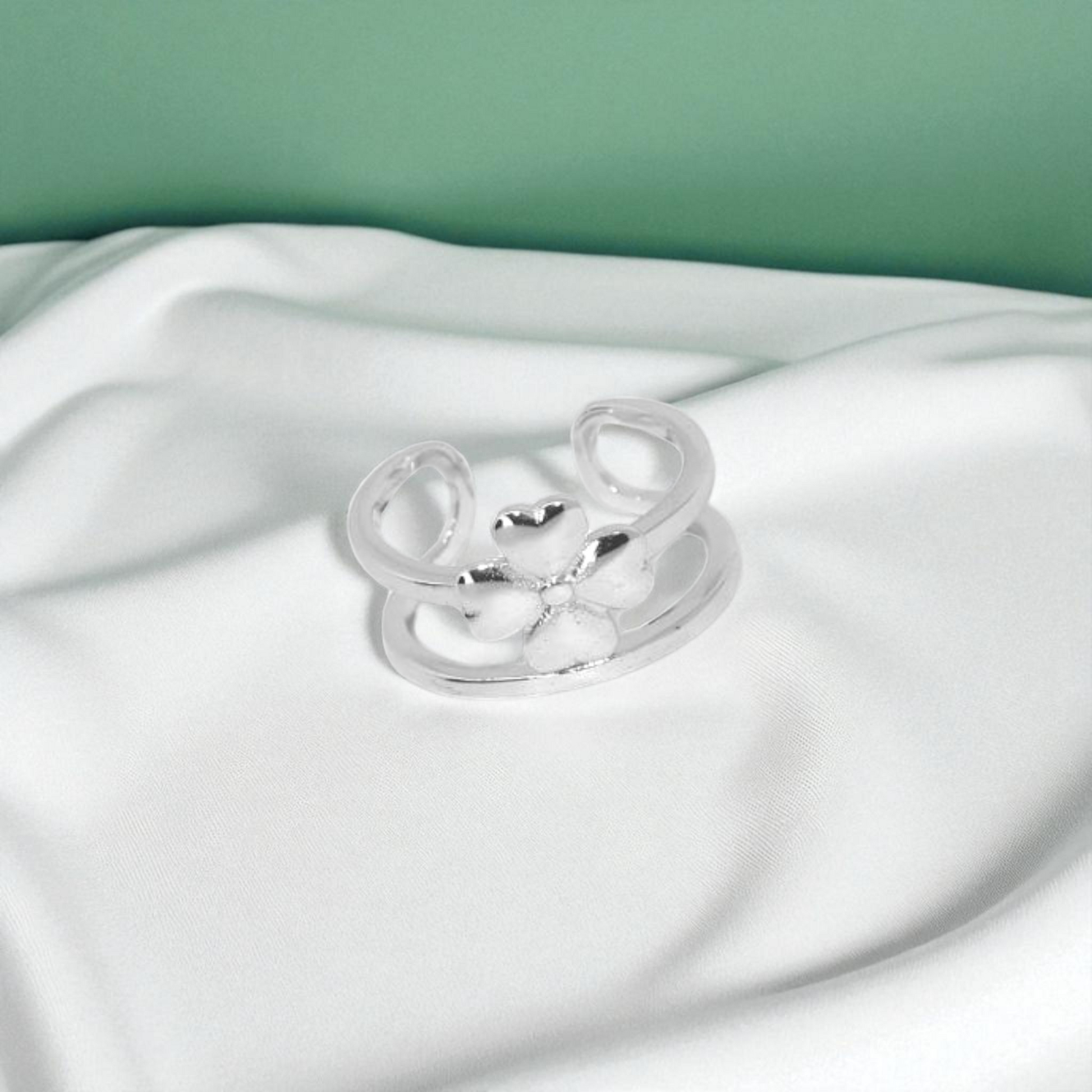 Floral Heart Bloom Silver Ring