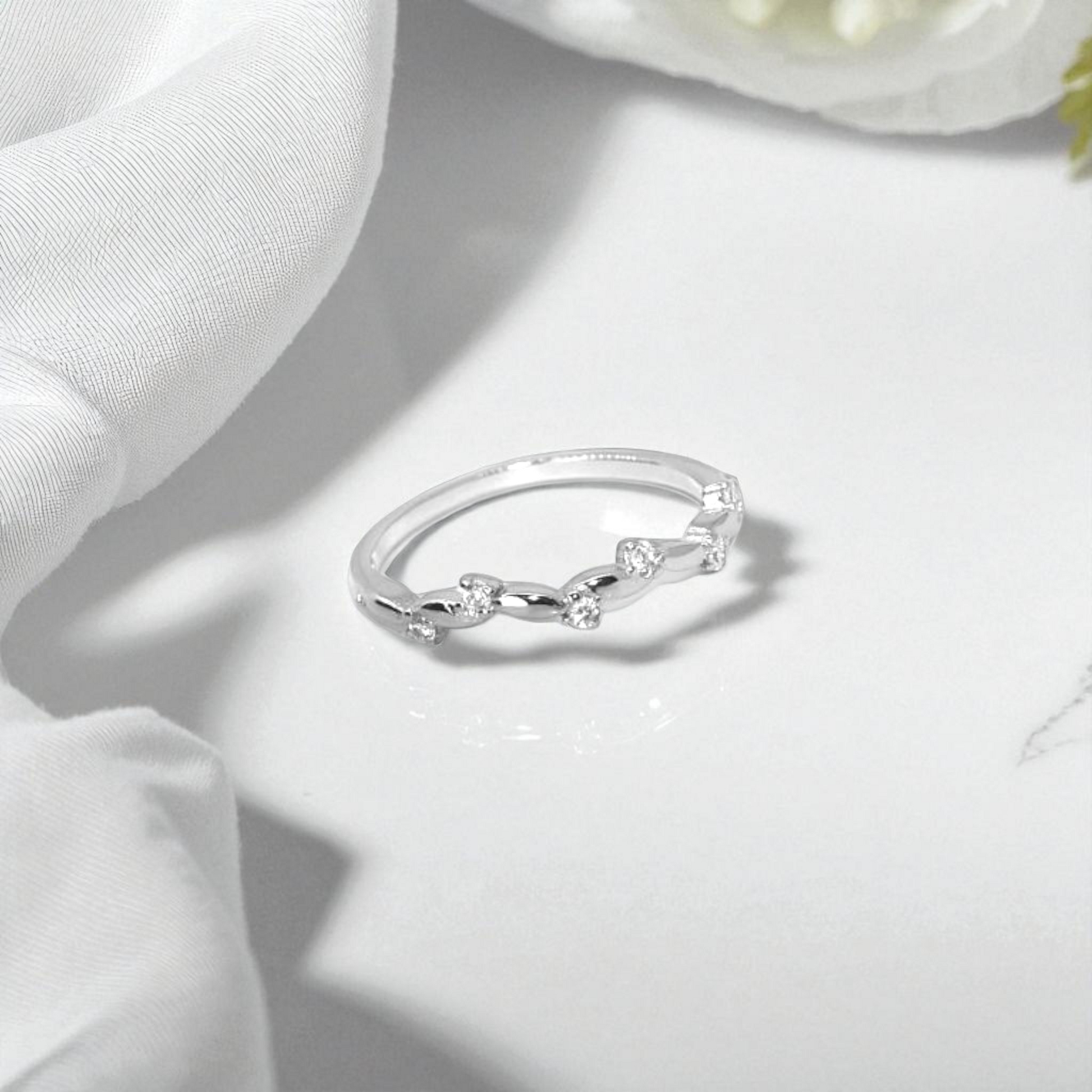 Petite Bloom Silver Ring