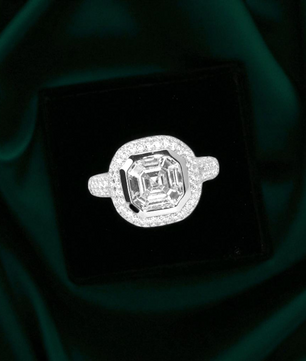 Vintage Emerald Illusion Silver Ring