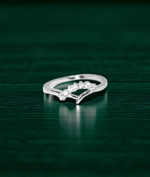 Whisper Star Silver Ring
